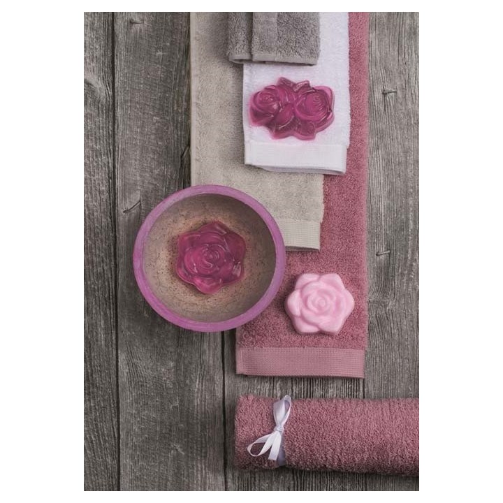 Mould Roses