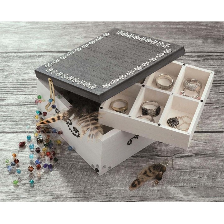 Wooden jewel box 13,5x12,8x7,5cm, pine