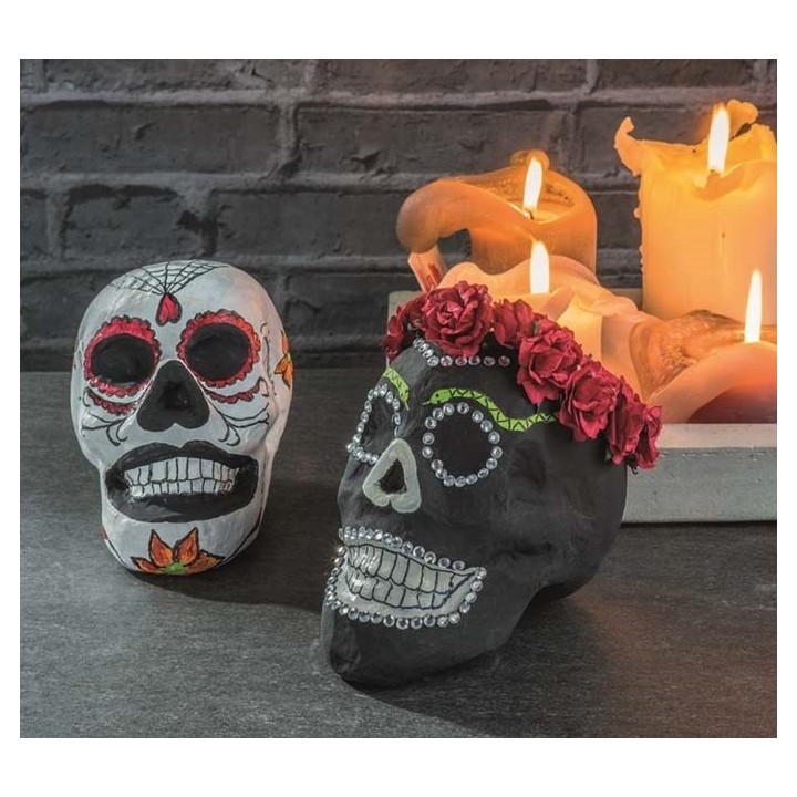 Cardboard skull 15,5x10,5x12cm